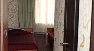 Гостиница Мега Лайт Екатеринбург Стандартный двухместный номер с 2 отдельными кроватями-3
